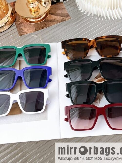wsxc1676032497086_8-800x800uvf3qr2t2fk34809_20250626034845.jpg D & G Dolce & Gabbana Square Unisex Sunglasses
