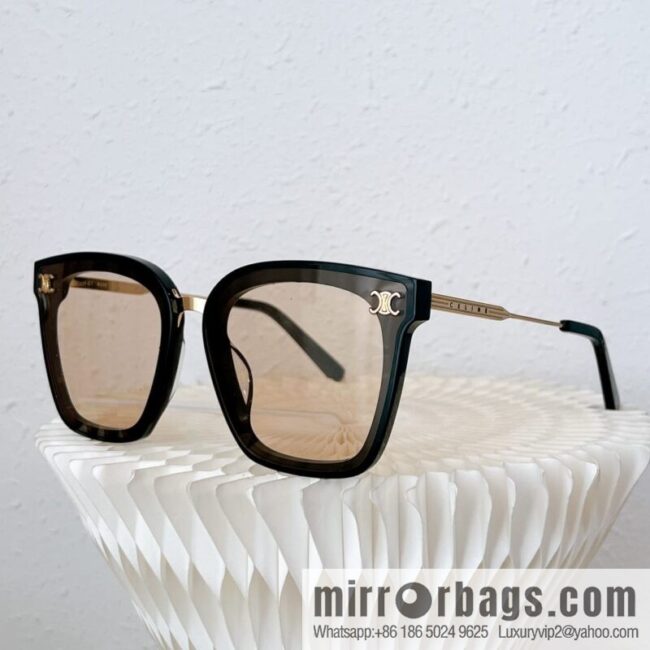 CELINE Celine Arc de Triomphe temple letter logo square sunglasses