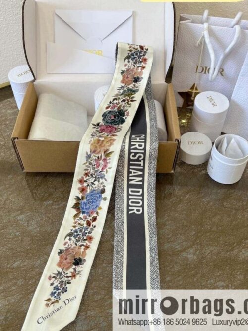 wsxc1679319703188_0-800x800nmhvbswlrmv65539_20250630114701.jpg Dior Winter Garden Twilly Ribbon