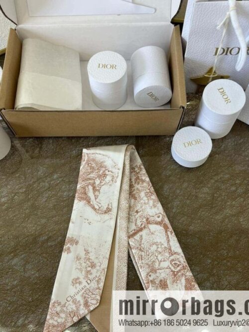 wsxc1679320116466_0-800x8005kjftfkkwkd65495_20250630114538.jpg Dior twilly Sauvage Zooey print headband