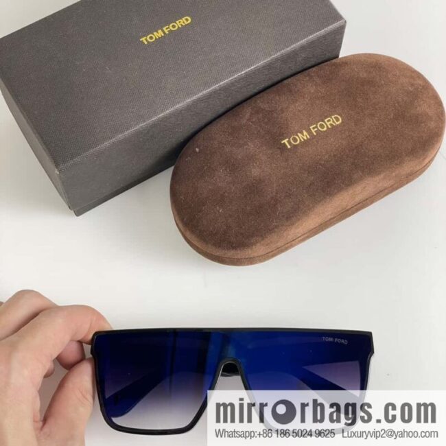 TOM FORD Tom Ford Men\'s and Women\'s Same Sunglasses