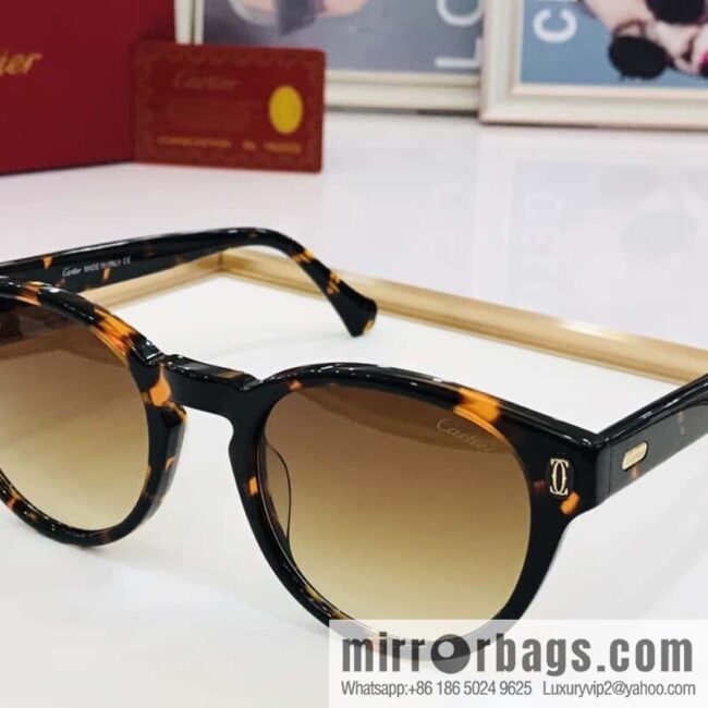 Cartier Cartier electroplated men\'s and women\'s same sunglasses