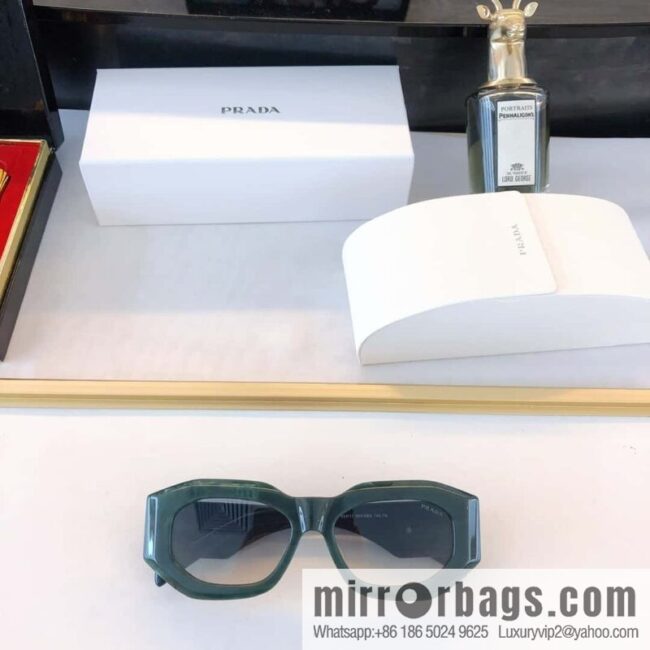 wsxc1685285910768_2-800x800c5lg3ix0xsh22747_20250625222120.jpg Prada three-dimensional frame unisex sunglasses