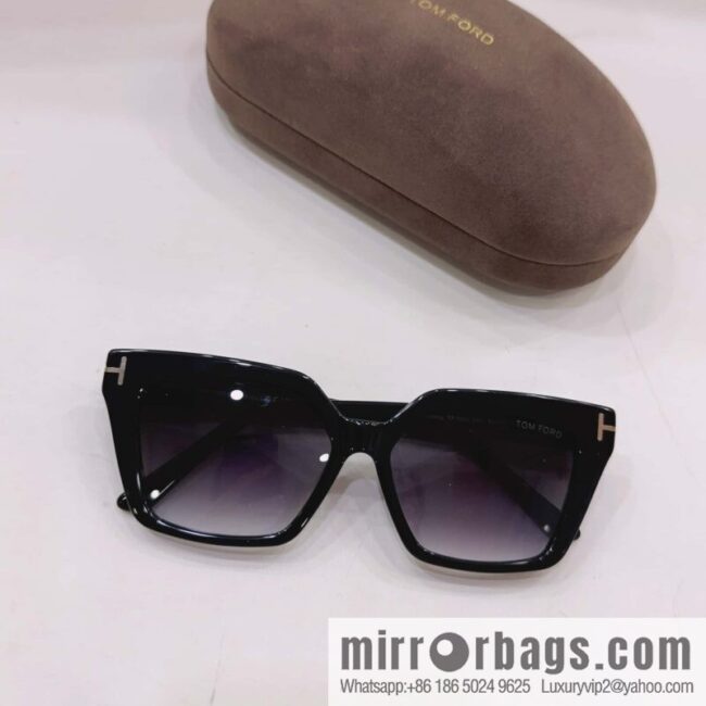 TOM FORD Tom Ford Square Unisex Sunglasses