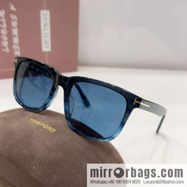 TOM FORD Tom Ford Square Unisex Sunglasses