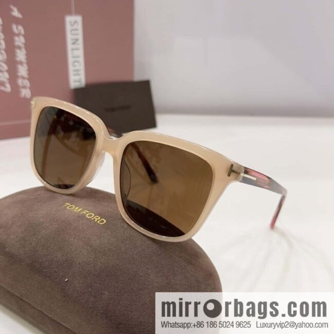 TOM FORD Tom Ford Square Unisex Sunglasses