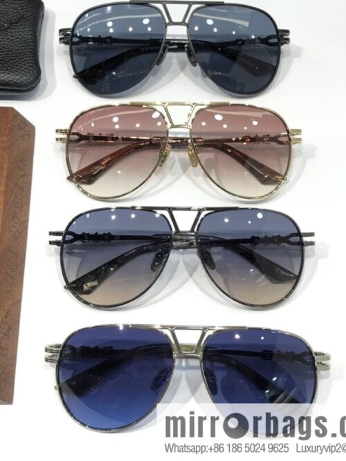 wsxc1690638997064_8-800x8001x2qfhdi4ep9461_20250625142817.jpg CHROME HEART Classic toad glasses sunglasses