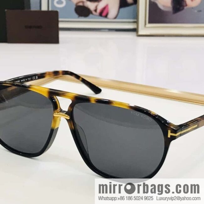 TOM FORD Ultra Light Unisex Sunglasses