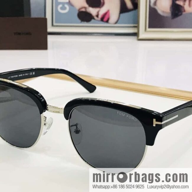 TOM FORD Ultra Light Unisex Sunglasses