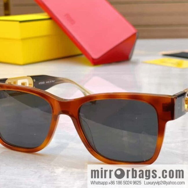 Fendi\'s new unisex sunglasses