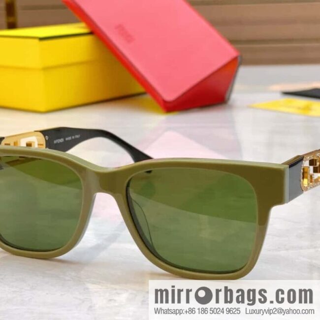 Fendi\'s new unisex sunglasses