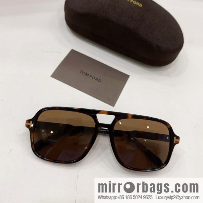 TOM FORD Tom Ford square sunglasses sunglasses