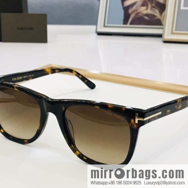 TOM FORD Ultra Light Unisex Sunglasses