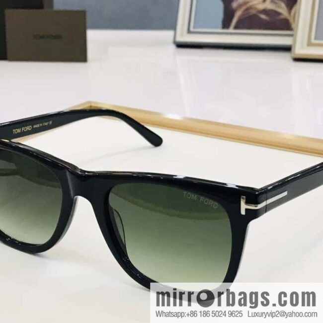 TOM FORD Ultra Light Unisex Sunglasses