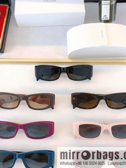wsxc1692370065873_8-800x800lggionaje3i8611_20250625135929.jpg Prada 3D cut temple sunglasses