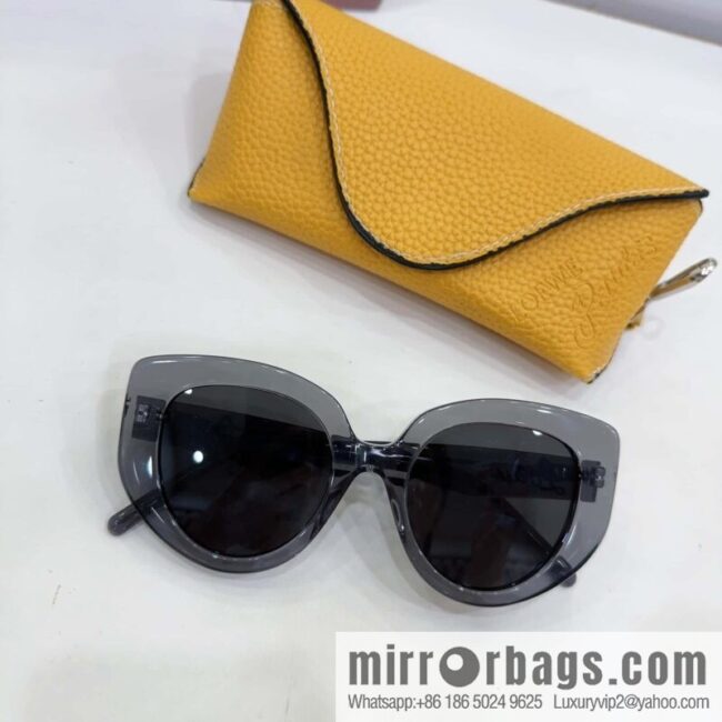 LOEWE Square Unisex Sunglasses