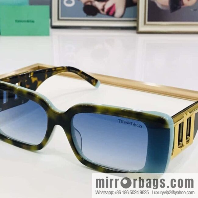 Tiffany & CO. Tiffany Fashion Sunglasses Holder Sunglasses