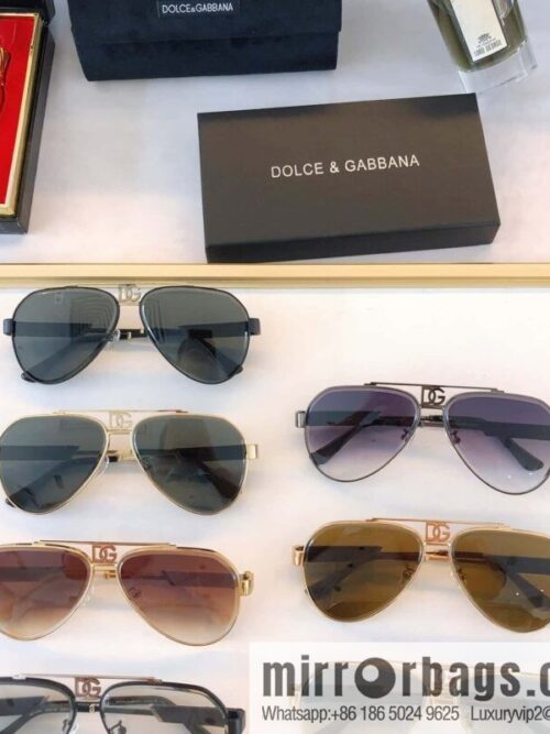 wsxc1693830849888_8-800x8002ik4v2bi0to3570_20250625030517.jpg DOLCE & GABBANA Dolce & Gabbana toad-shaped unisex sunglasses