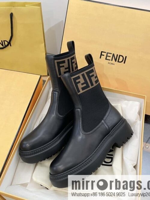 wsxc1698779791849_6-800x8005sk32tc2ysb4739_20250625115017.jpg FENDI Fendi Knitted stretch, locomotive Martin socks boots