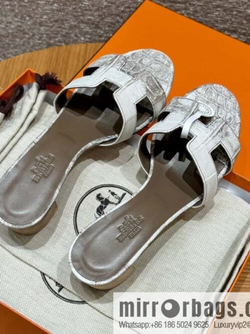 wsxc1718901812120_0-800x800o11svzb31va79807_20250630195954.jpg Hermès 185 Oasis High Heel Sandals, Crocodile/alligator 🐊 Himalaya/01/Himalaya