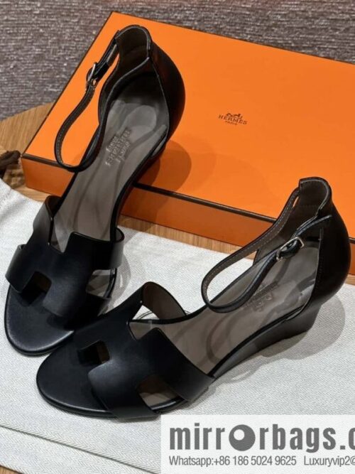 wsxc1719308756064_0-800x800dm4amlnnhhf70412_20250630142328.jpg HERMES 021 Legend heel sandals calfskin/calfskin black/89/Black