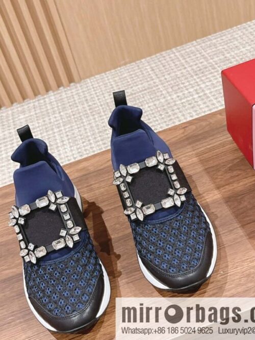 wsxc1719479156864_0-800x800qic4kfy4sqe60788_20250630015607.jpg Roger Vivier Viv\'Run Women\'s Shoes