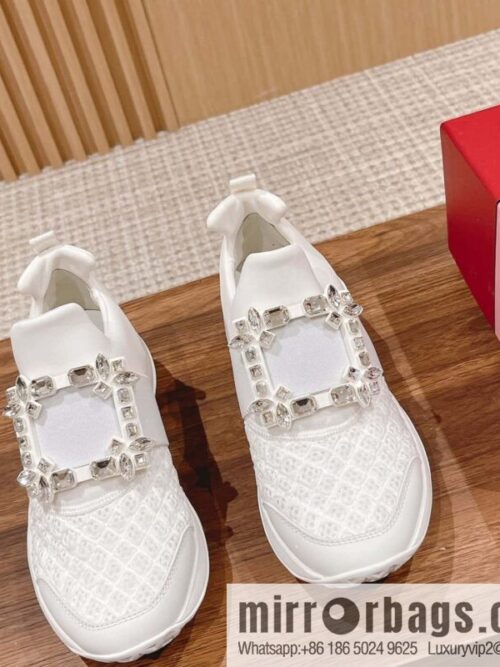 wsxc1719479159679_0-800x8004xfdanzlwld60776_20250630015558.jpg Roger Vivier Viv\'Run Women\'s Shoes