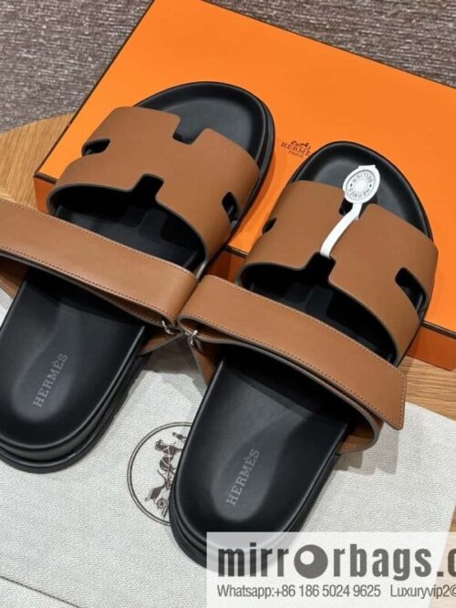 wsxc1720285738668_0-800x800suhu5np2opl50295_20250630002104.jpg HERMES 180 CHYPRE SANDAL uncle shoes, lambskin/Natural lambskin lininh/Naturel