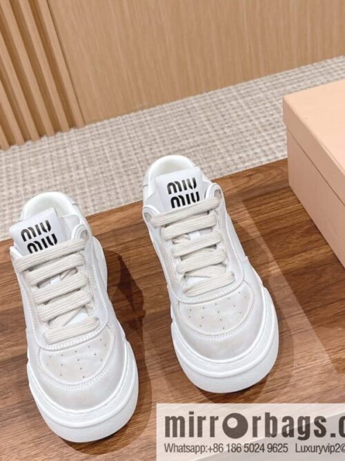 wsxc1720365410132_0-800x800qligakyefef40054_20250626055737.jpg MIUMIU Miao Miao 2023 new American dirty shoes, the latest catwalk sports little white shoes in early spring