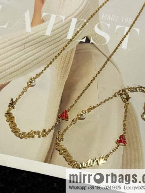 wsxc1727100633752_5-800x800zd3tcksfn0o52626_20250630004437.jpg New Dior CD Alphabet Peach Heart Love Bracelet Necklace