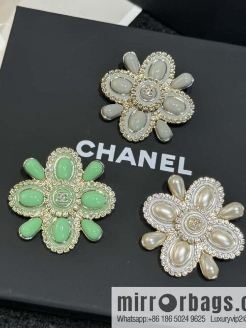 wsxc1727100713425_0-800x8001141fhecxfm52481_20250630004323.jpg ❗️New ❗️ ☀️ new ☑️ Chanel double c flower brooch ☀️
