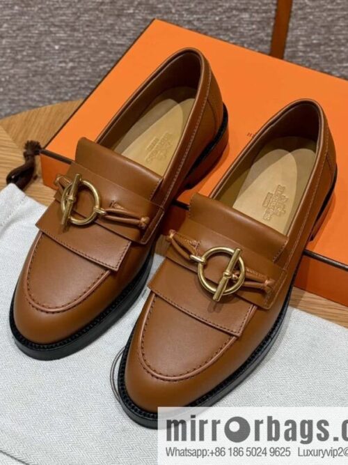 wsxc1728400237161_0-800x800mvl2kjqixvs10462_20250625041216.jpg HERMES 108 lmpact loafer-loafers, natural/Natutel calfskin/calfskin