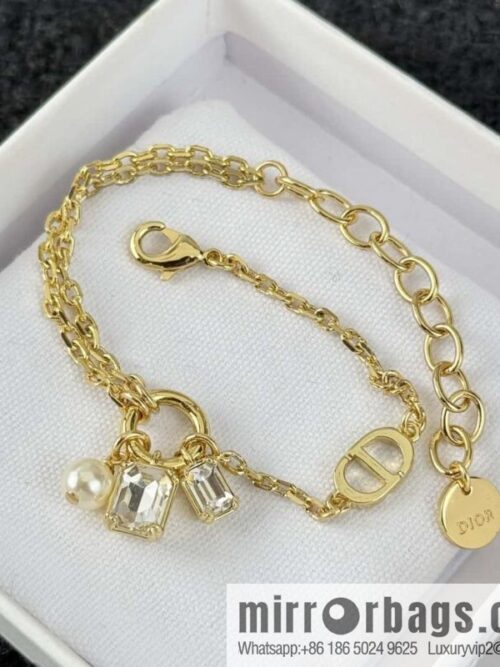 wsxc1729538024060_0-800x800xmvh3n1exsh40403_20250626060738.jpg New ☑️ Dior full diamond stud earrings