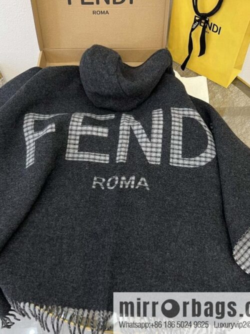 wsxc1732207105035_1-800x800bearkf1rzee6812_20250625125949.jpg • Jacket cape ▪️ black gray