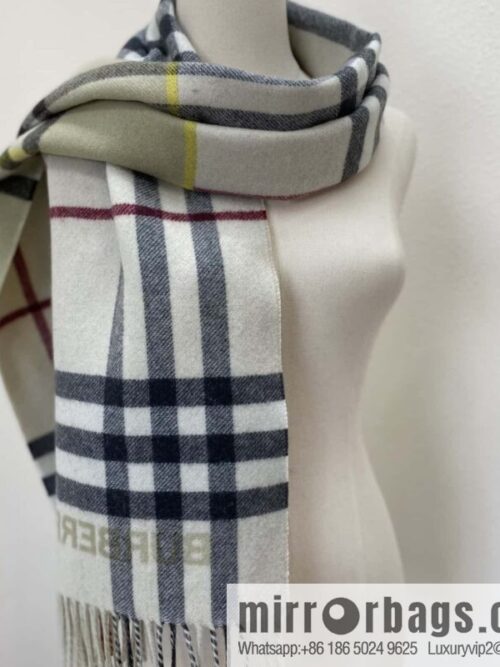 wsxc1734975653924_0-800x800f5ygxj5ie3v6181_20250625124146.jpg 𝐁𝐔𝐑𝐁𝐄𝐑𝐑ღ• two-color contrast grid cashmere scarf 24 new colors