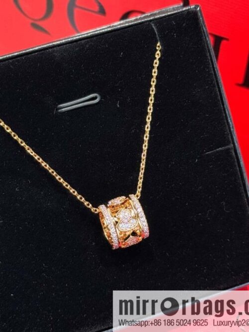 wsxc1740416241692_4-800x800trs3qsxjlpm1519_20250625101445.jpg ❗️New ❗️ ☀️ Qeelin Petite Wulu Circle Gourd Necklace ☀️