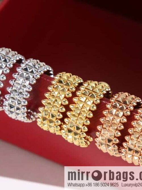 wsxc1740657452039_0-800x800xa4lbvssebv1345_20250625100915.jpg ❗️New ❗️ ☀️ Clash de Cartier Bullet Earrings