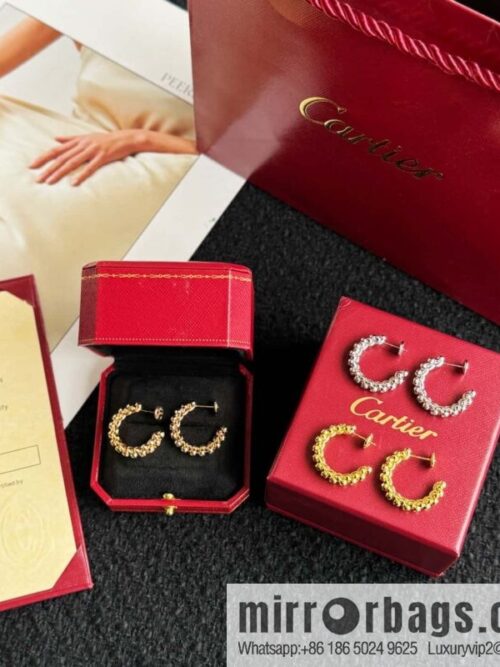 wsxc1740657481075_3-800x800nj5gciwyptb1264_20250625100640.jpg ❗️New ❗️ ☀️ Cartier clash de Cartier wide bullet full drill stud earrings ☀️