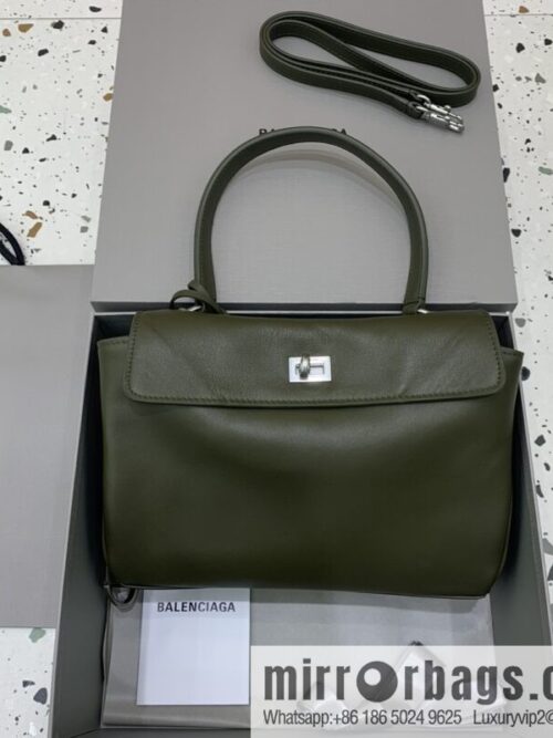 wsxc1741014020560_0-800x800ere2qt2ft4377911_20250630190821.jpg 🖤[Small green silver buckle 】 𝐁𝐀𝐋𝐄𝐍𝐂𝐈𝐀𝐆𝐀 𝐑𝐎𝐃𝐄𝐎 𝐁𝐀𝐆 series handbag model number: 78972