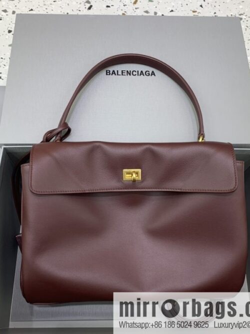 wsxc1741014034609_0-800x800phtkzqcyy1o77828_20250630190549.jpg [Large jujube gold buckle 】 𝐁𝐀𝐋𝐄𝐍𝐂𝐈𝐀𝐆𝐀 𝐑𝐎𝐃𝐄𝐎 𝐁𝐀𝐆 series handbag model number: 78972