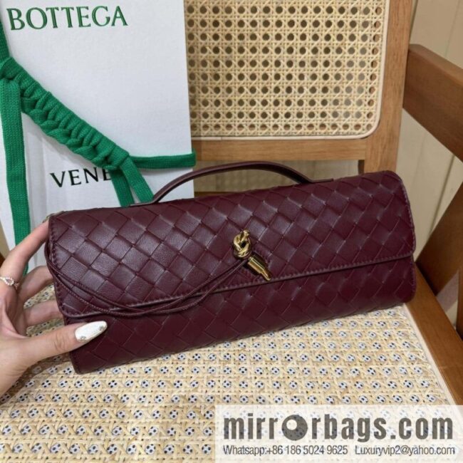 wsxc1741108332825_0-800x800ig203vmzzuf77576_20250630185811.jpg BV Andiamond Clutch 741511 Barolo Burgundy