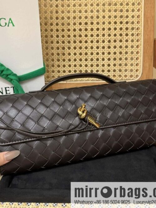 wsxc1741108528086_0-800x800h0xbjf5lxma77539_20250630185712.jpg BV Andiamond Clutch 741511 Chocolate Brown