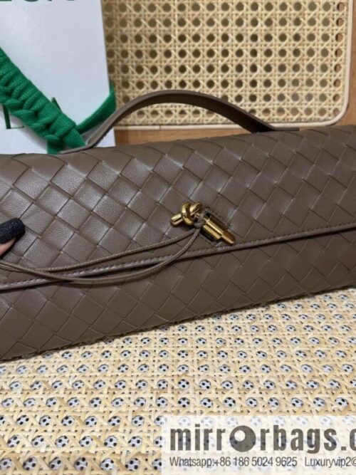 wsxc1741108834686_0-800x800bqqlbfamprr77485_20250630185544.jpg BV Andiamond clutch 741511 pine cone brown