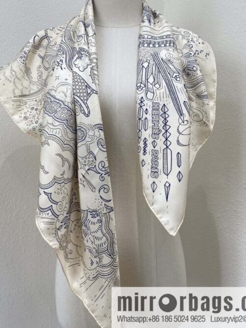 wsxc1741120563997_0-800x800neibmzbjisf3216_20250625030119.jpg HERMES \"Connecting 90 square towels\"