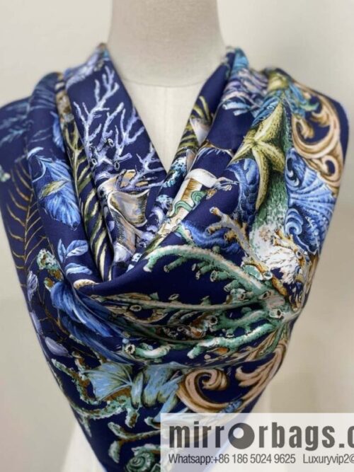 wsxc1741121091661_0-800x800xmjenrck2b33126_20250625030018.jpg DIOR Early Spring New \"Rue Printed Square Towel\"