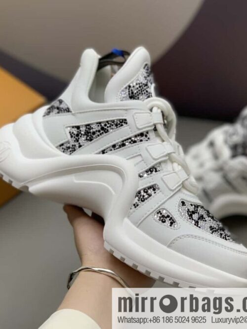 LV [Super 🔥 explosion] L series arch bridge vibration damping dad shoes