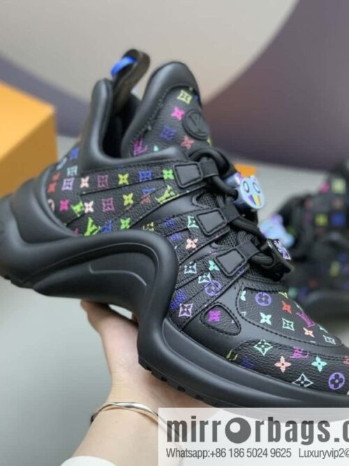 LV [Super 🔥 explosion] L series arch bridge vibration damping dad shoes