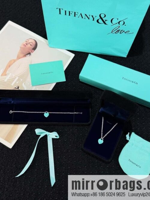 wsxc1744211736503_1-800x8004pgii43tlyi81_20250625092854.jpg TIFFANY & Co. Tiffany blue peach heart love bracelet, necklace