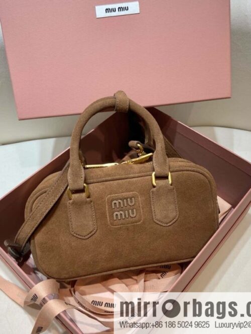 wsxc1744390725558_0-800x8002sutiqe1uxd47960_20250629235902.jpg MIUMIU new bowling bag Softy Padded 🎳 5BB 142 Suede
