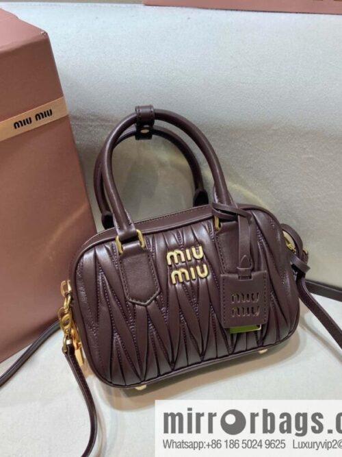 wsxc1744731631349_0-800x800vtk0333pryn47301_20250629235220.jpg Sheepskin Textured Retro Rectangle Bag | Leather Bowling Bag 5BB123 💕💕 Chocolate